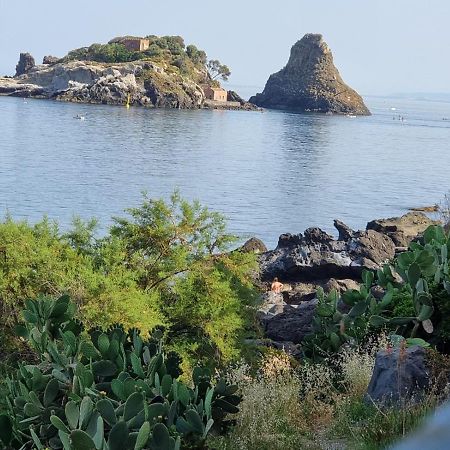 Camera Luna Fronte Mare Aci Trezza Apartment Aci Castello Exterior foto